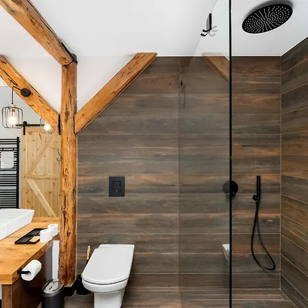 شقة Old Town Wooden Loft By Bookinghost *