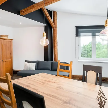 Old Town Wooden Loft By Bookinghost شقة