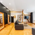 Old Town Wooden Loft By Bookinghost Διαμέρισμα *