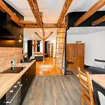 Old Town Wooden Loft By Bookinghost Διαμέρισμα *