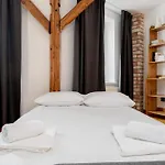 Old Town Wooden Loft By Bookinghost Krasków