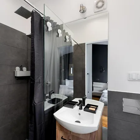 Old Town Wooden Loft By Bookinghost