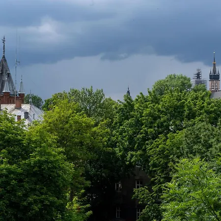 Old Town Wooden Loft By Bookinghost