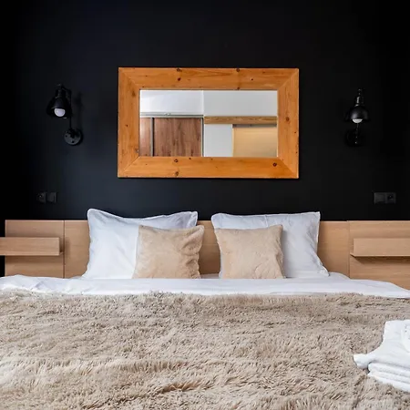 Old Town Wooden Loft By Bookinghost Appartamento